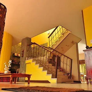 la-casa-del-farol.cali-hotels.com/